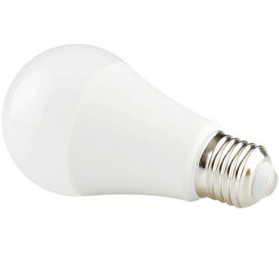 5w से 24W तक E14/E27/B22 बेस के साथ उच्च लुमेन इंडोर एलईडी एक बल्ब
