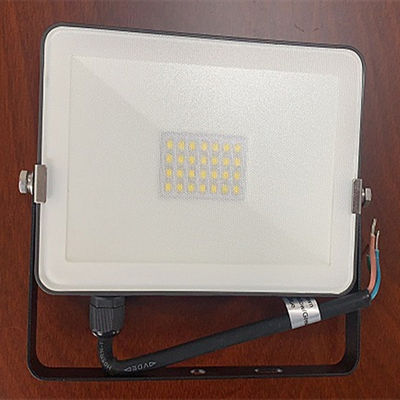 पार्क और गार्डन IP65 . के लिए वाटर प्रूफ एलईडी फ्लडलाइट 10W से 100W तक