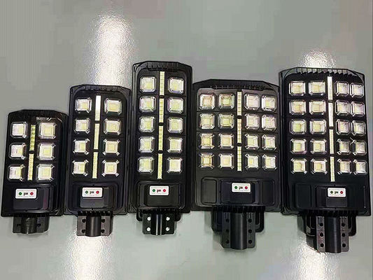रिमोट कंट्रोलर के साथ 50w से 400w सभी एक सोलर लाइट में